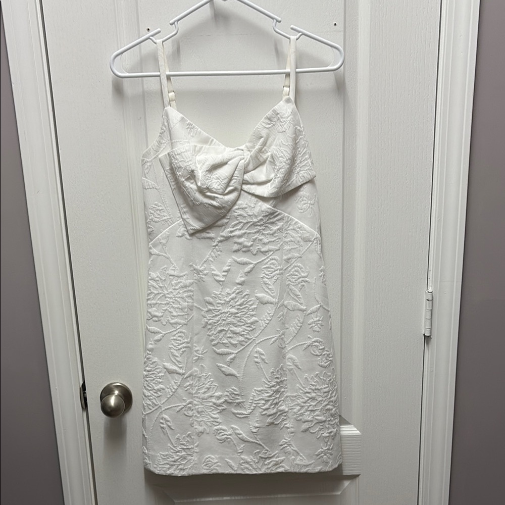 Lilly Pulitzer Elegant White Bow Dress